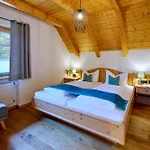 Gaeste- Und Appartementhaus Stachl *